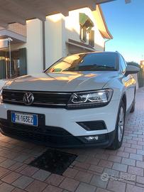 Volkswagen Tiguan 1.6 tdi anno 2017 business BlueE
