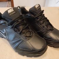 NIKE T-LITE XL