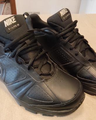 NIKE T-LITE XL