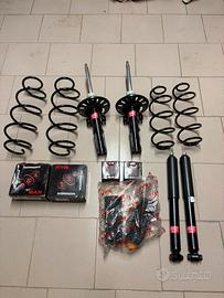 Kit ammortizzatori completo KYB