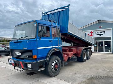 IVECO 190-38 RIBALTABILE TRILATERALE