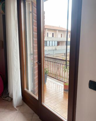 Portafinestra  2.45 x 1.75 in legno eccellente 