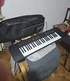 Tastiera musicale Casio CTK-240 funzionante