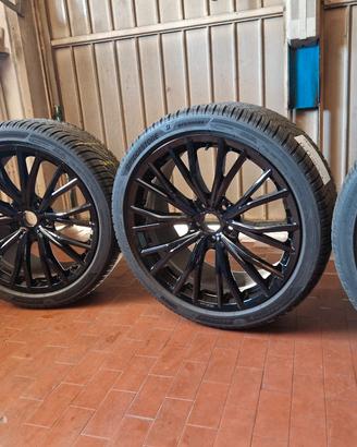 Cerchi  e gomme  bmw   da  r 20  doppia misura 