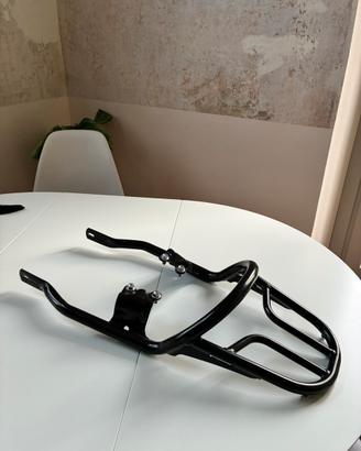 Telaietto e maniglia passeggero triumph