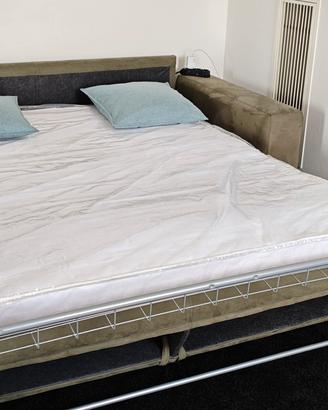 Divano letto matrimoniale  cm 204x100