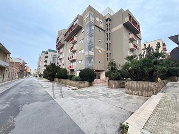 Appartamento 3° piano - Pressi via Manzoni