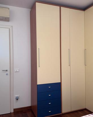 Camerina con armadio e letto 1 piazza e mezzo