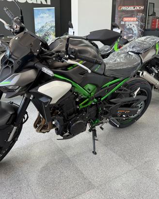 KAWASAKI NAKED Z900