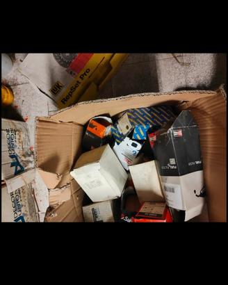 lotto vari ricambi auto per meccanici officine