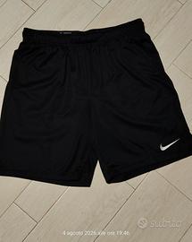 pantaloncino Nike