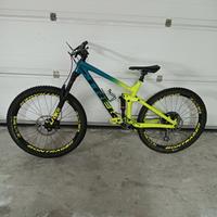 bici da enduro Trek remedy 8