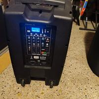 cassa amplificata con batteria interna e bluetooth