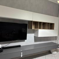 Parete soggiorno attrezzata