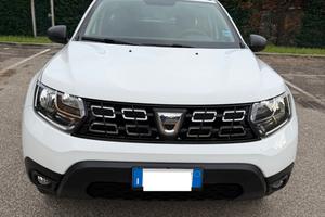 Dacia Duster 1.0 tce - NEOP. - NAV. - 12 MESI DI G
