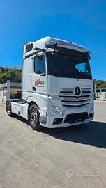 TRATTORE STRADALE MERCEDES ACTROS 530 CV ANNO 2021
