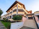 bilocale-con-terrazzo-sul-canale-con-accesso-priva