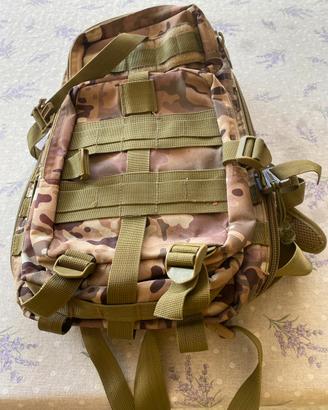 Zaino treking stile militare