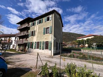 CASA DI CORTE A FELTRE