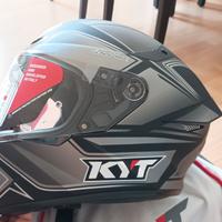 Casco KYT TT-COURSE