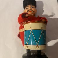 H1060 Mad Russian Drummet 1960