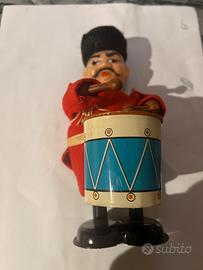 H1060 Mad Russian Drummet 1960