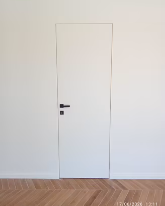 Porte filo muro 