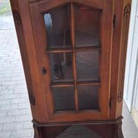 angolare pensile in legno