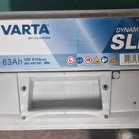 batteria auto Varta D15 63H 12 V 610A- 563 400 061