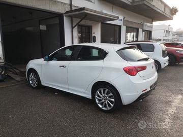 ALFA ROMEO Giulietta - 2011