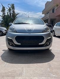 Peugeot 107 1.0 benzina