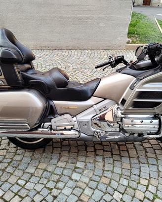 Splendida Honda Goldwing 1800