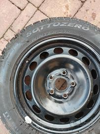 4 cerchi perfetti 5 fori per VW AUDI SEAT + gomme