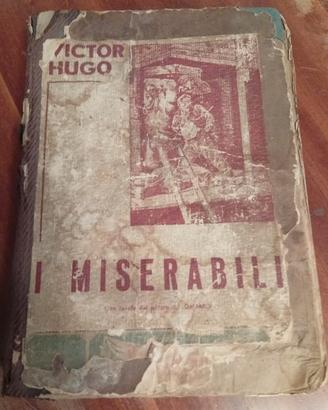 Libro "I Miserabili" ed. 1927, antiquariato 