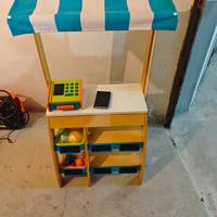 Mercatino della frutta in legno