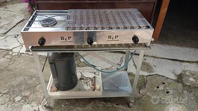 Barbecue a gas in acciaio inox