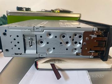 Autoradio defender