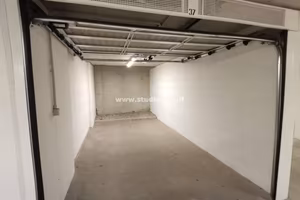 Box / Garage di 18 m² a Rovereto