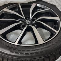 Cerchi in lega per Rav4