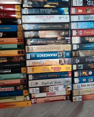 collezione di VHS più di 100 titoli anni 2000