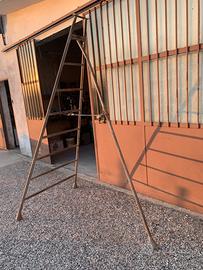 Scalone tre gambe