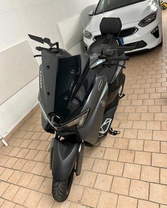 Scooter full optional NMax 125 pari al nuovo!