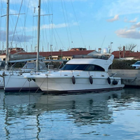 Cayman 38 fly