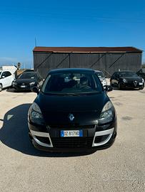 Renault scenic xmod 1.5 diesel