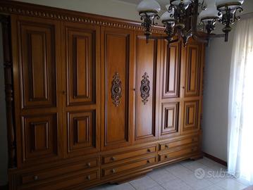 Armadio a 6 Ante in Stile Classico