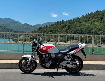 Honda cb 1300