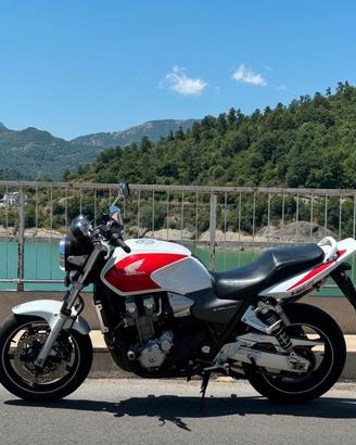Honda cb 1300