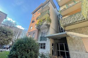 4 LOCALI A CORMANO