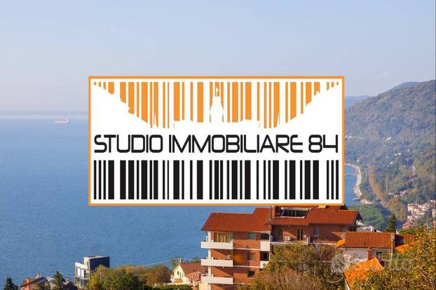 VIA BONOMEA: Trilocale con vista mare e box