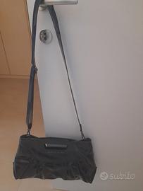 Borsa Armani